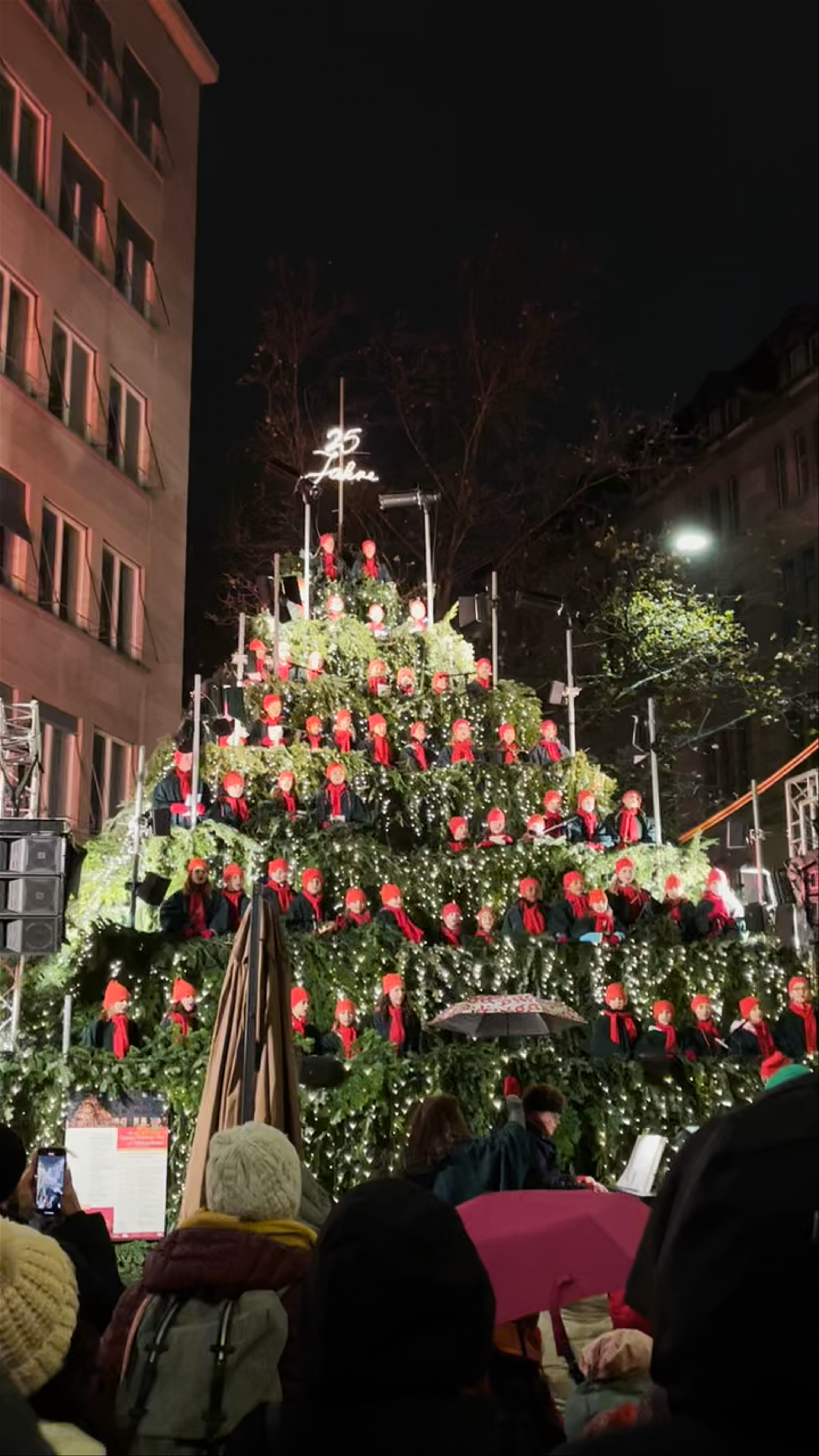 Singing Christmas Tree