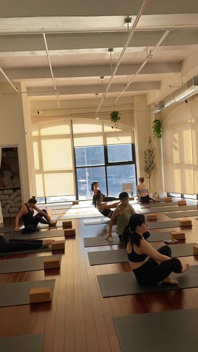 Yoga Space LIC - Magical morning HIIT Pilates class. Super strength! Amazing! - Yoga Near Me - New York, New York