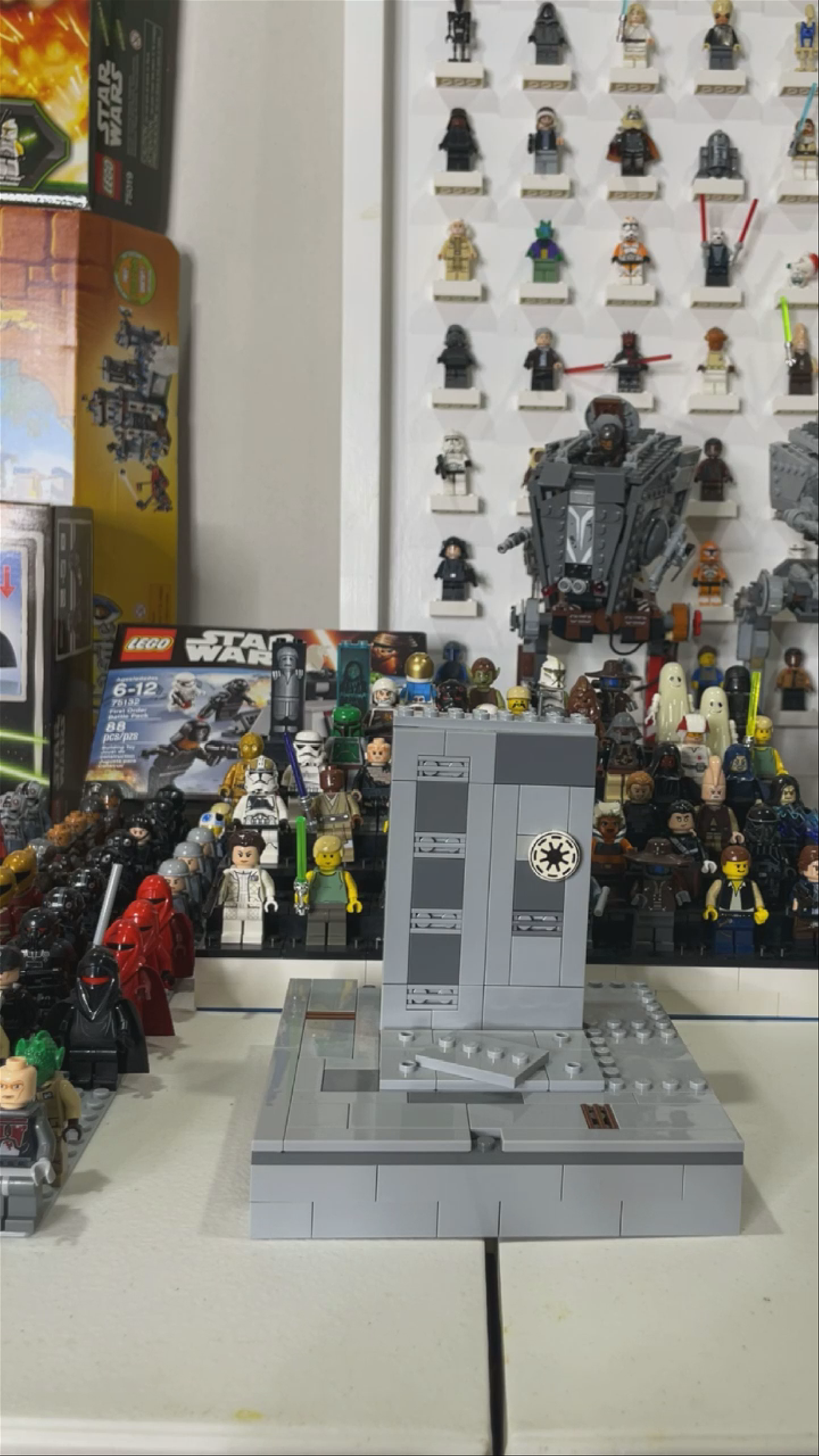 Buying this Amazing Set let me know if I should sell/ do it in a drawer game!!!!