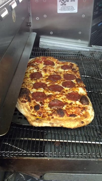 Rollin Pizza - Food Trucks Near Me