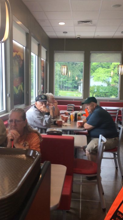 Hardee's - Fast Food Near Me - Tar Heel, North Carolina