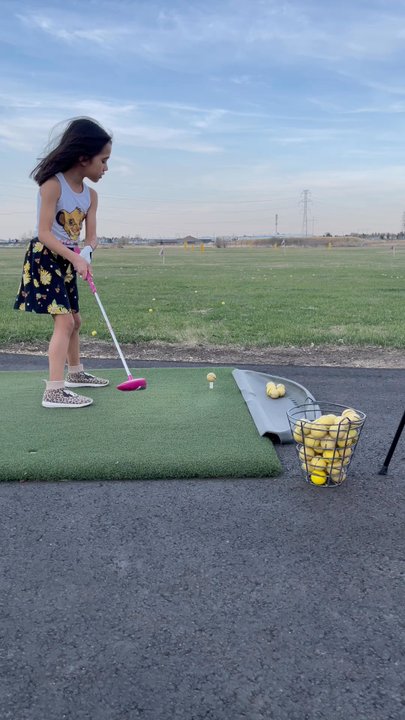 Billy D's Golf Center - Golf Near Me - Edmonton, Alberta