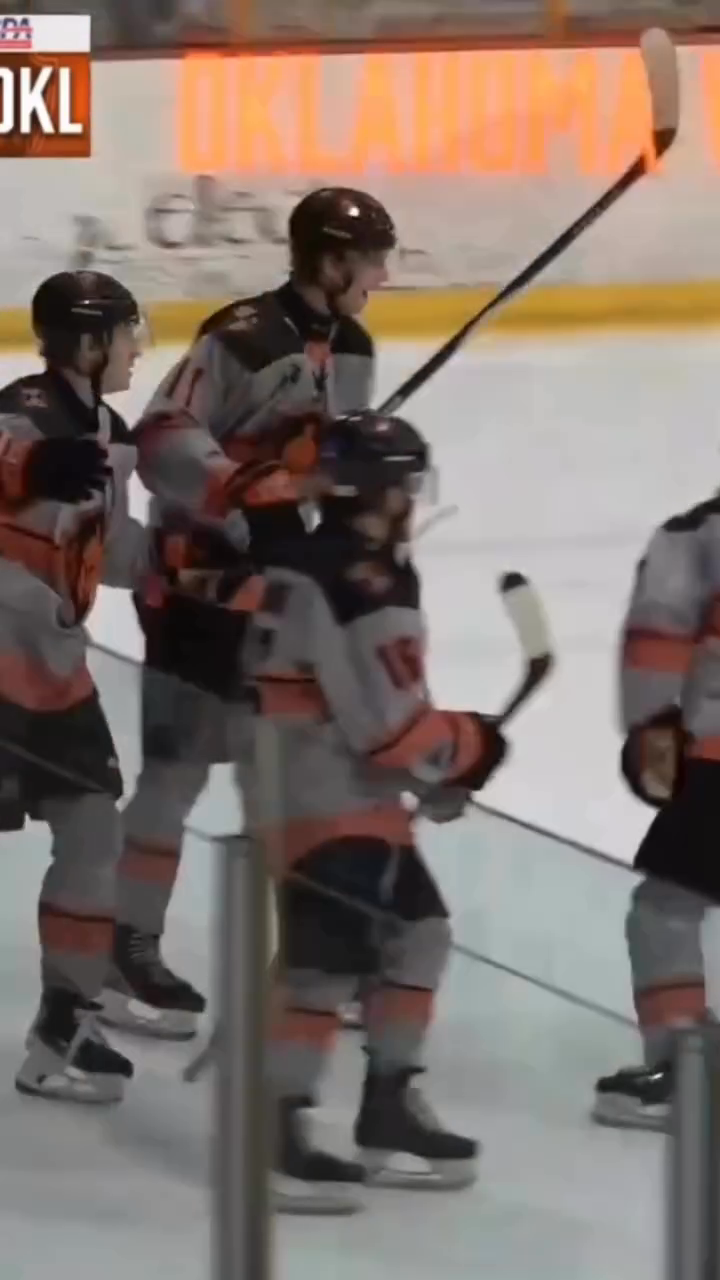 Everett James Nets First NAHL Goal with Oklahoma Warriors!