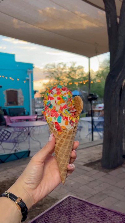 Novel Ice Cream - Fun seating area - Desserts Near Me - Phoenix, Arizona