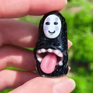Preview pic of Cropal No-Face Pendant