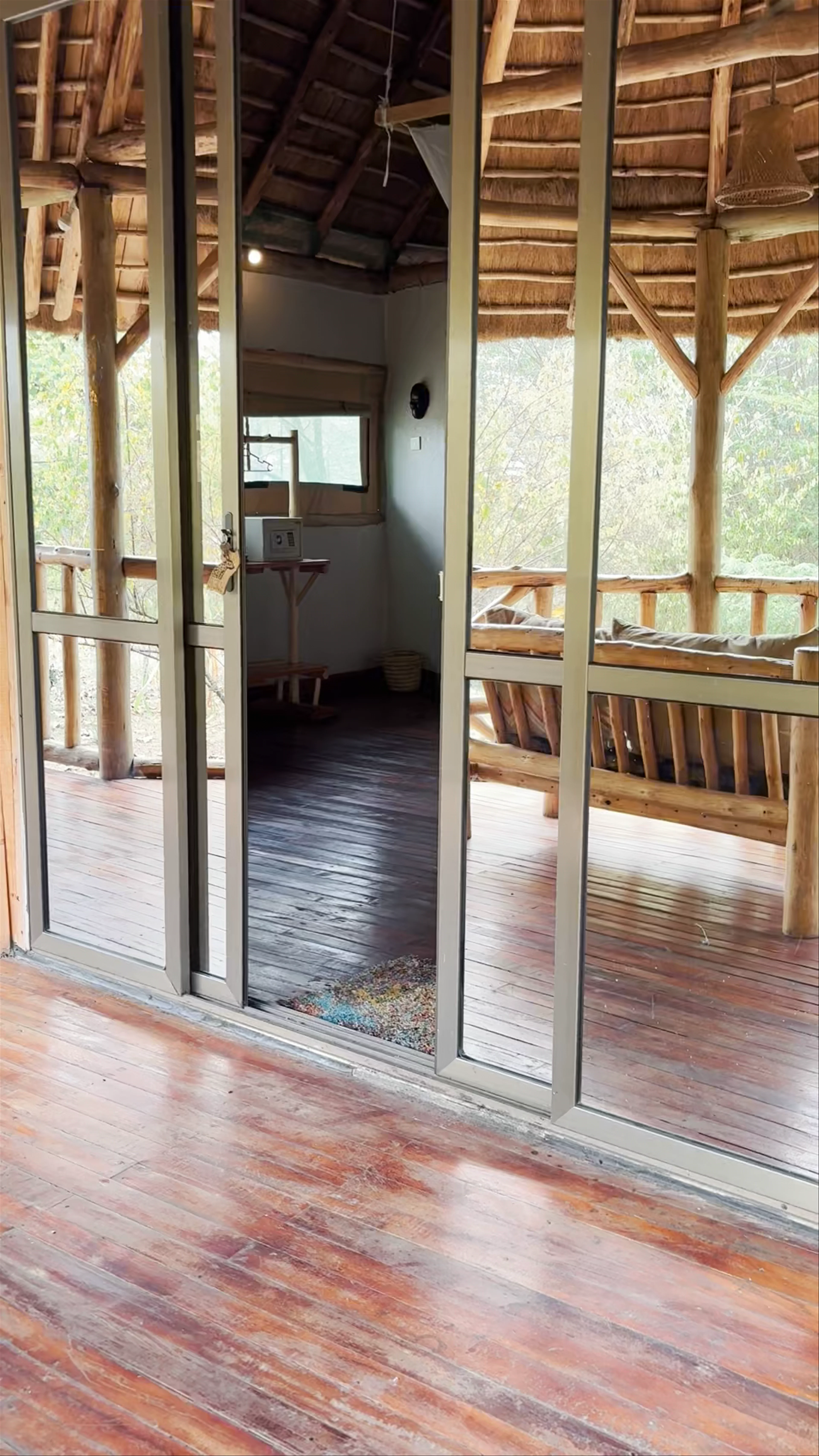 Embogo Lodges