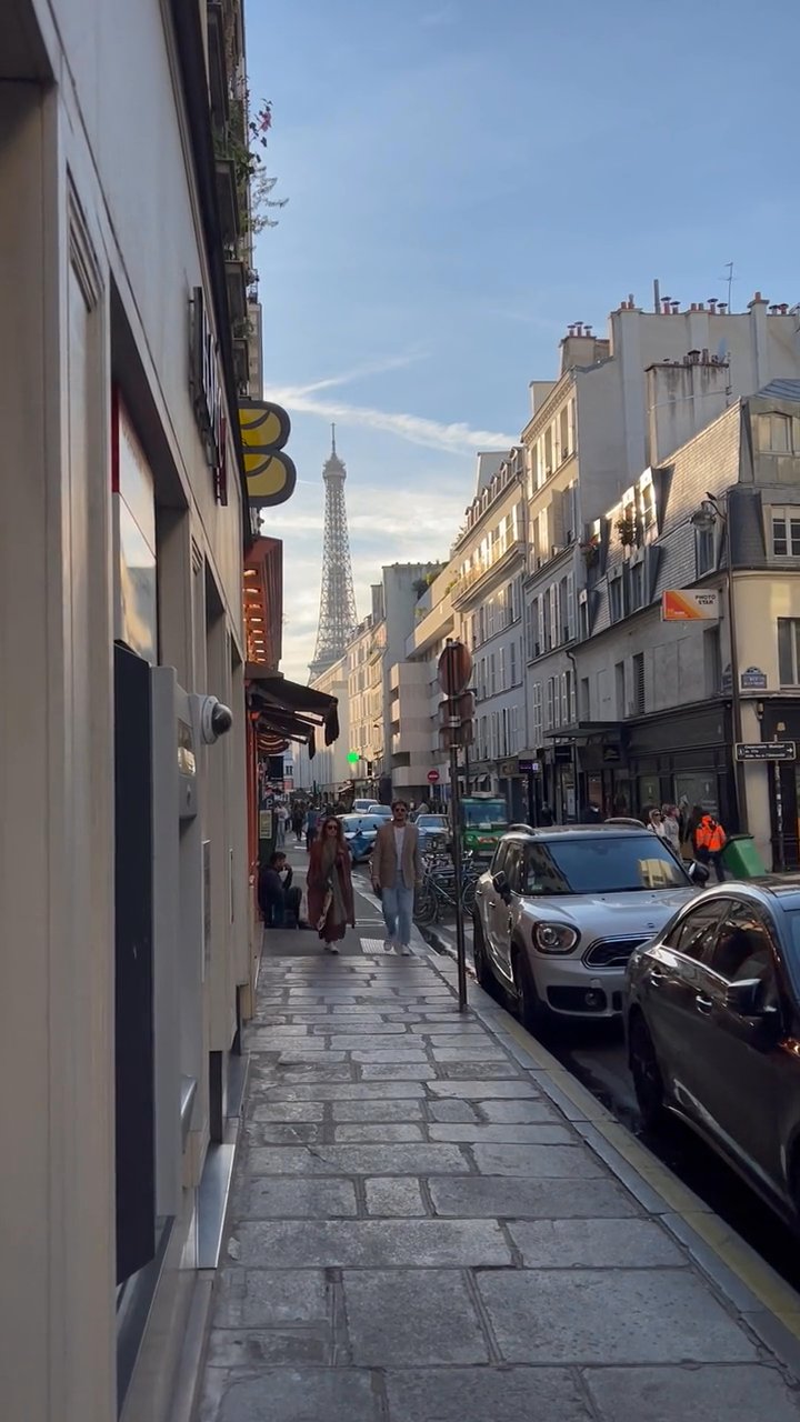 city that never sleeps 🌆
📍 Paris
🎥 Yelena from Pexels · Pexels
#travel #city #citybreak #skyline #wanderlust