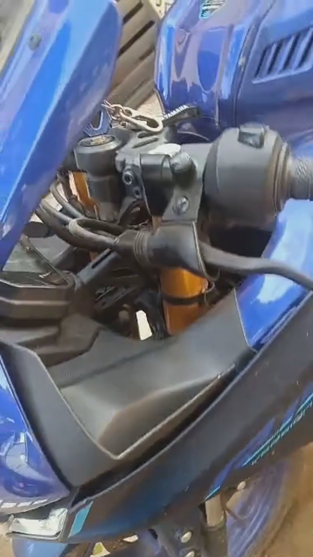 Walk-around video thumbnail