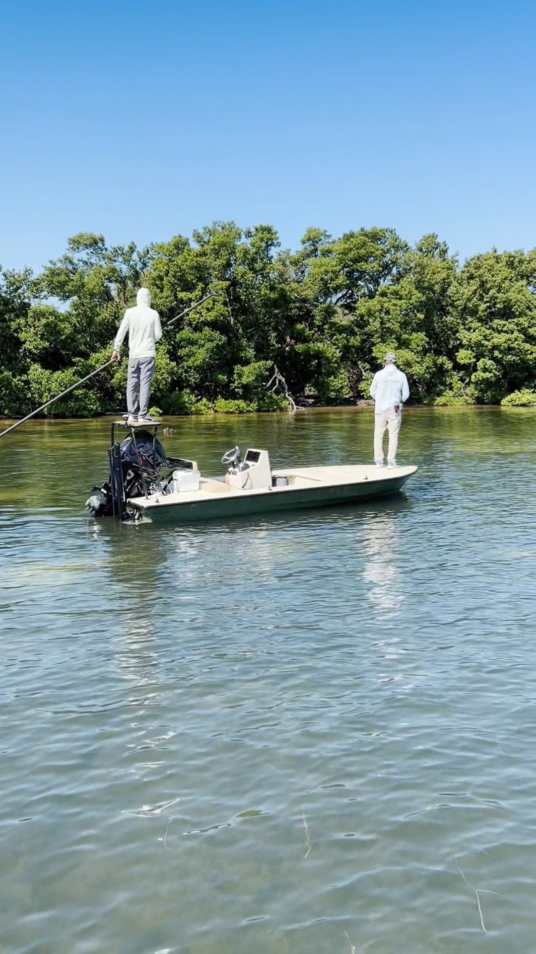 Behind the senses of filming with Captain CA & Cap...