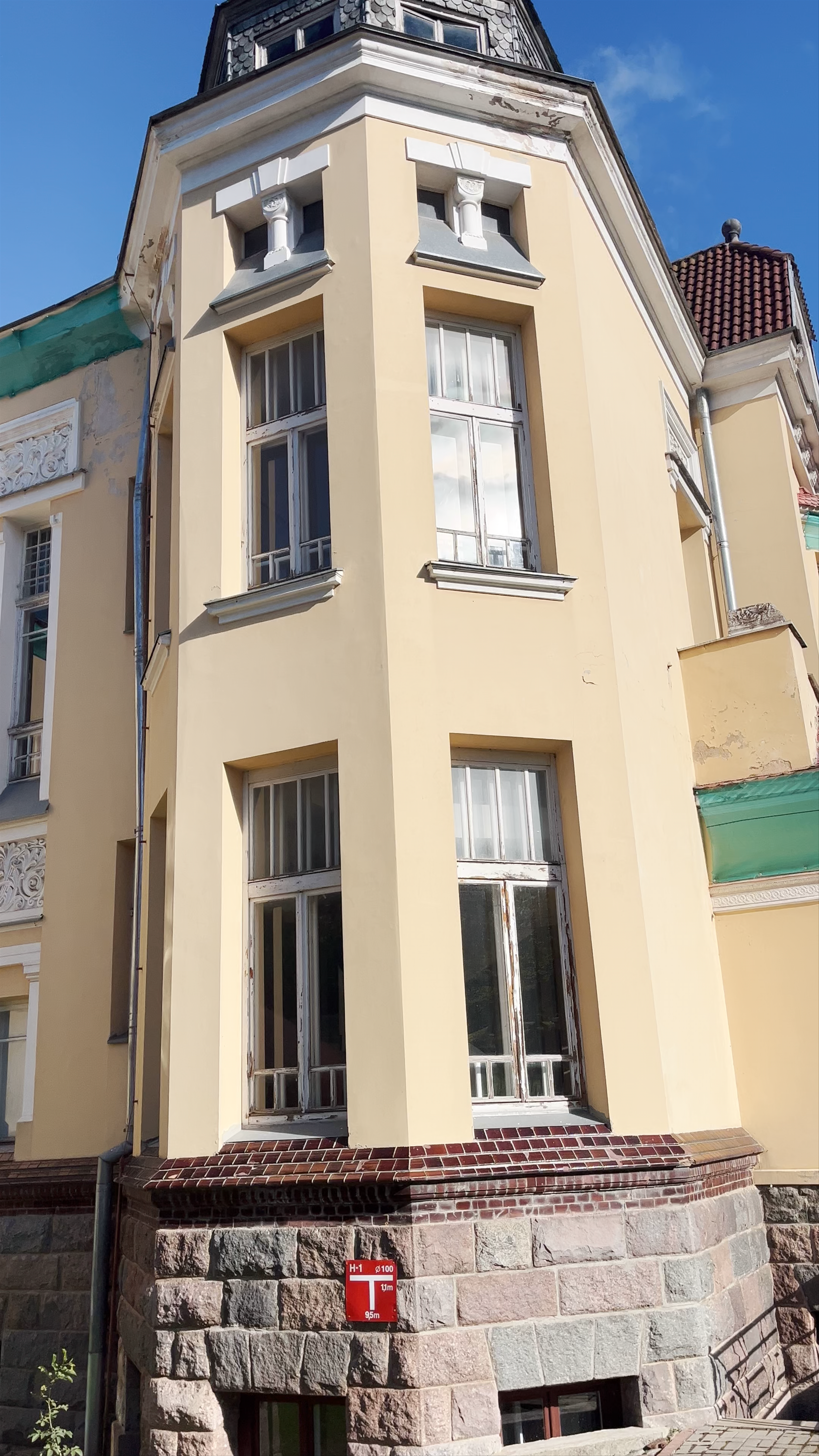 Explore the Historic Charm of Chaim Frenkel Villa in Šiauliai