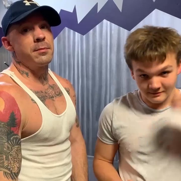 Ohh Yeah! - Father and son, Derek and Khadian Keith having quality time at Ohhyeah! - Gyms Near Me - Cleveland, Tennessee
