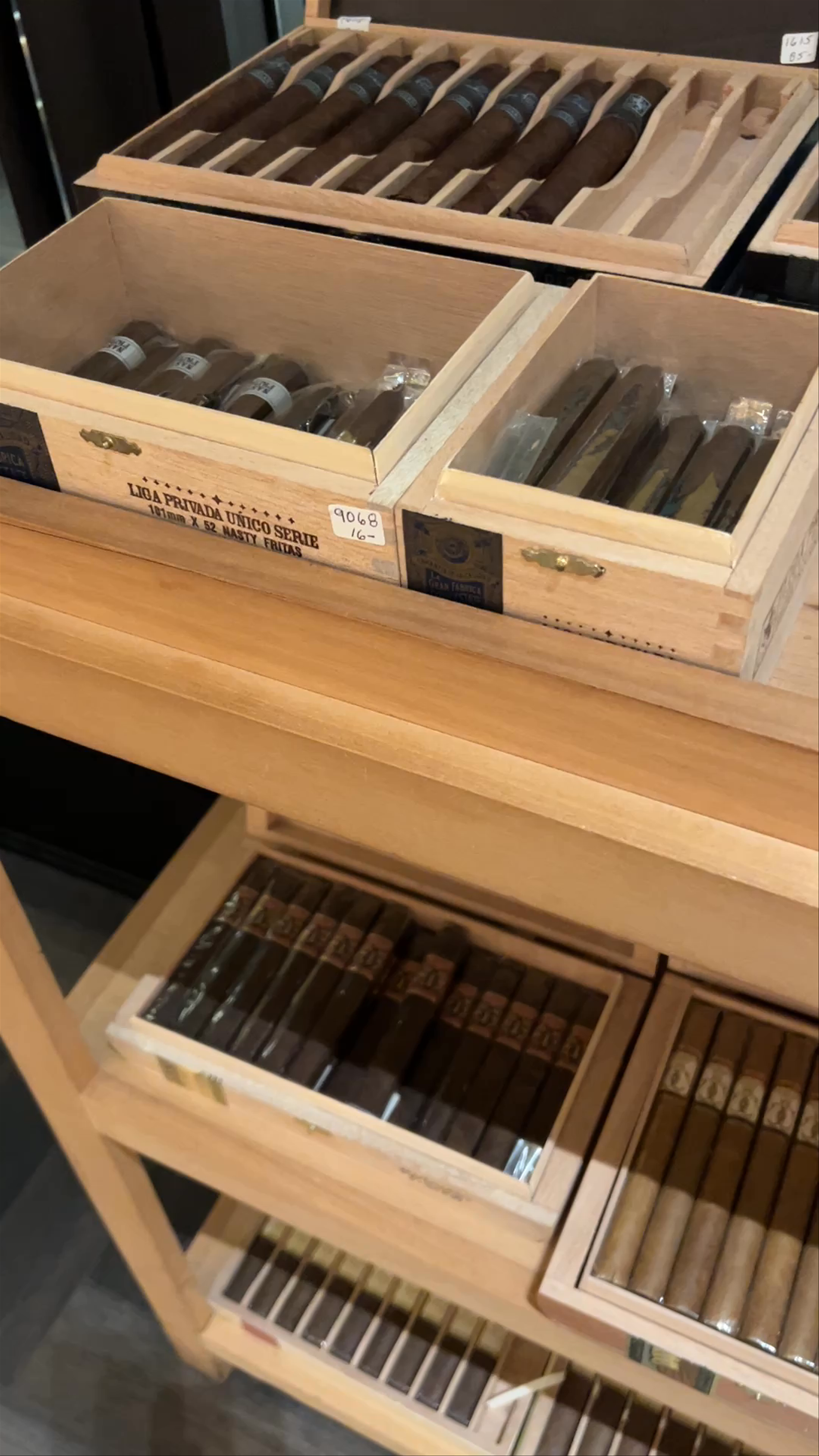 Luxury Cigar Selection at Eight Lounge, Las Vegas