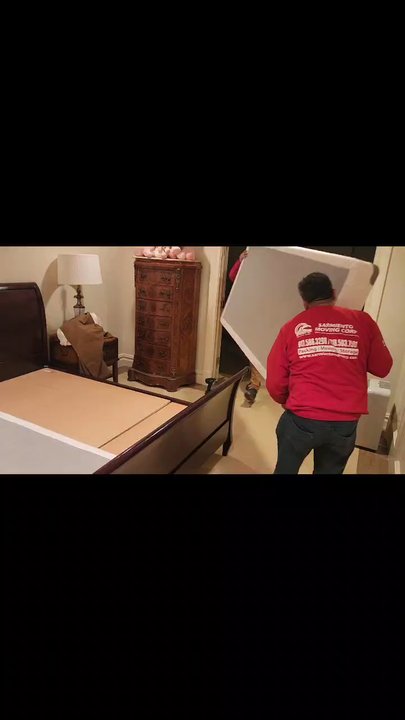 Sarmiento Moving - Movers Near Me - East Elmhurst, New York