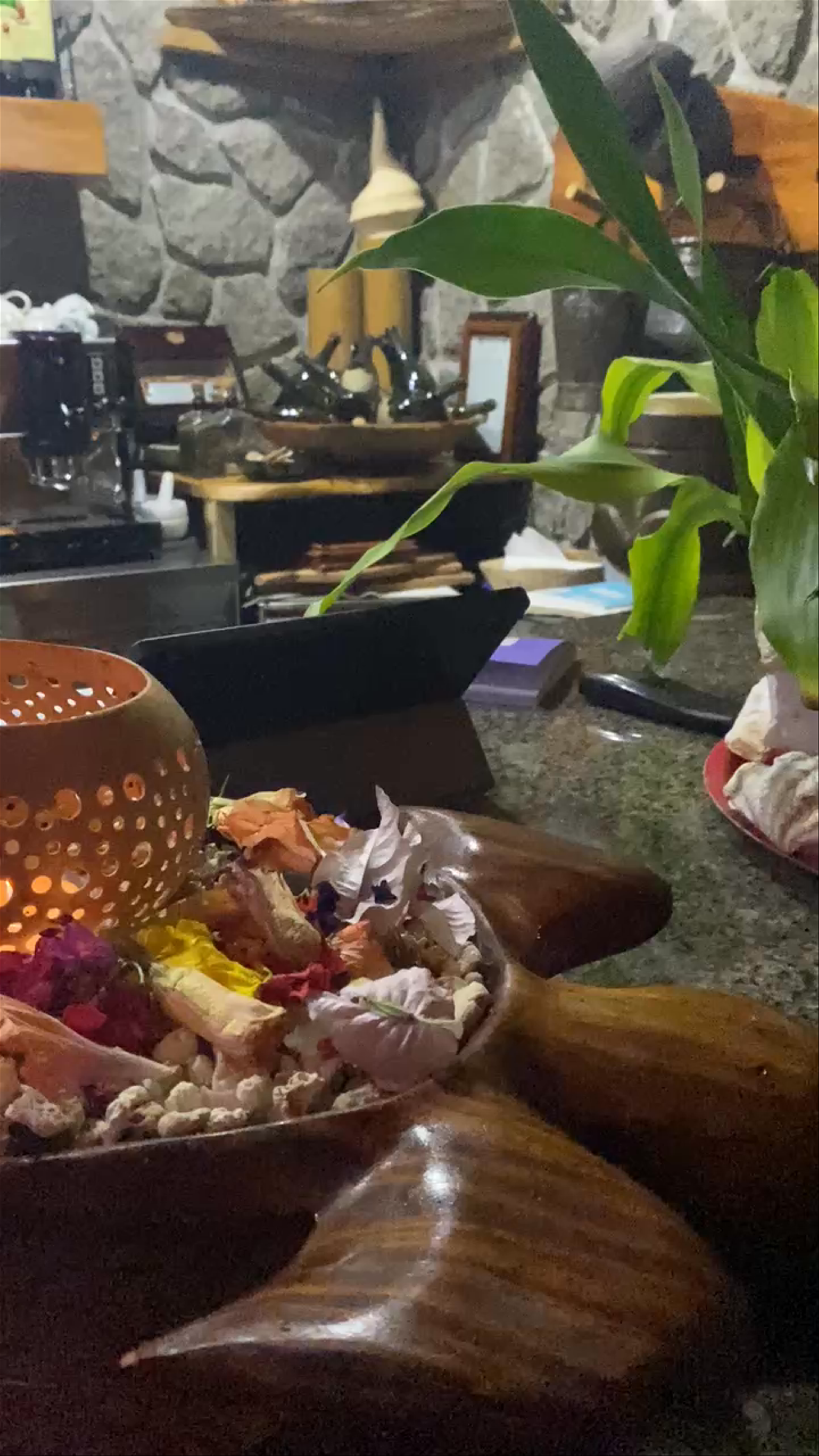 Les Rochers Restaurant