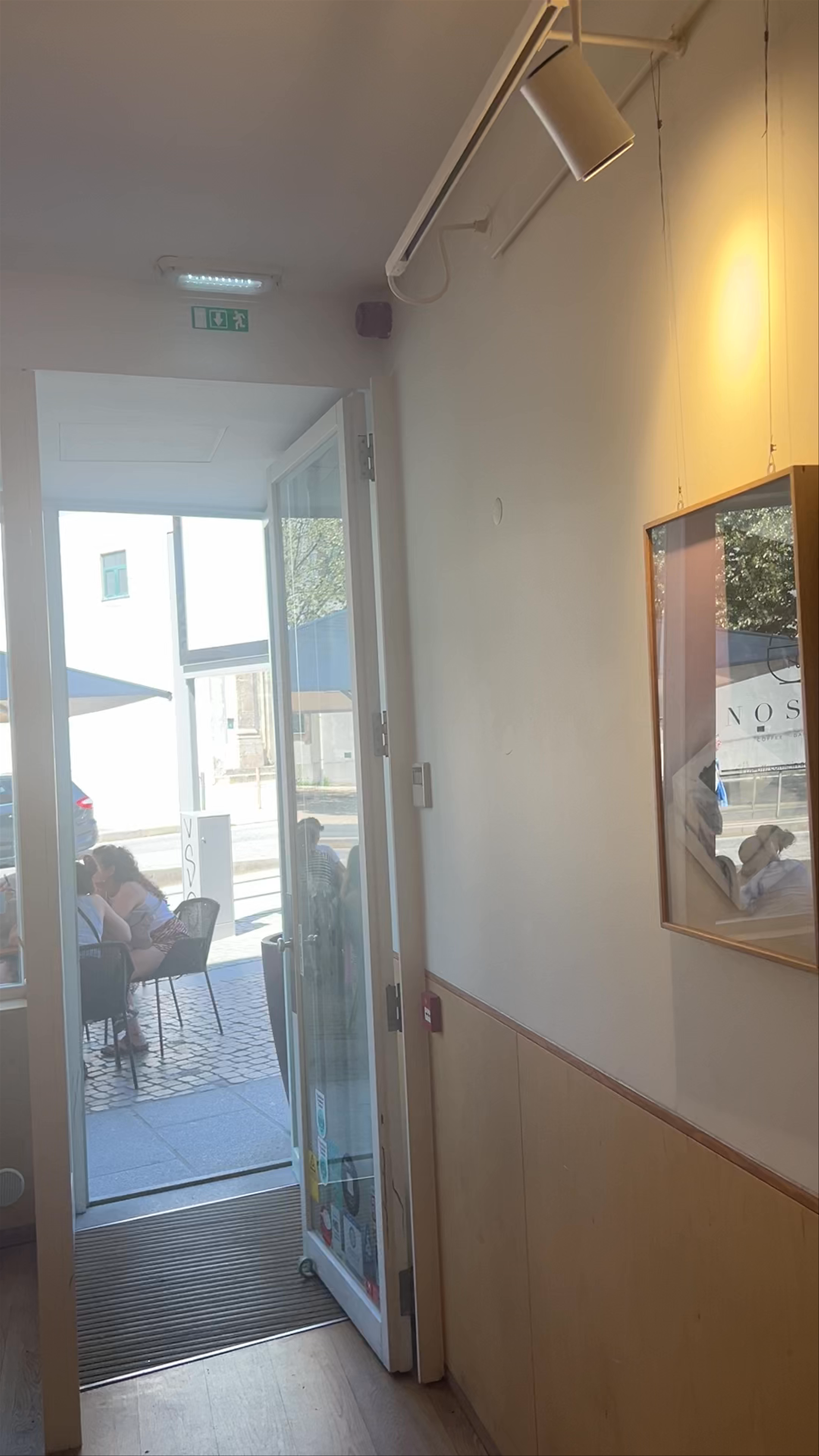 Noshi Coffee: Cozy Coffee Culture in Porto