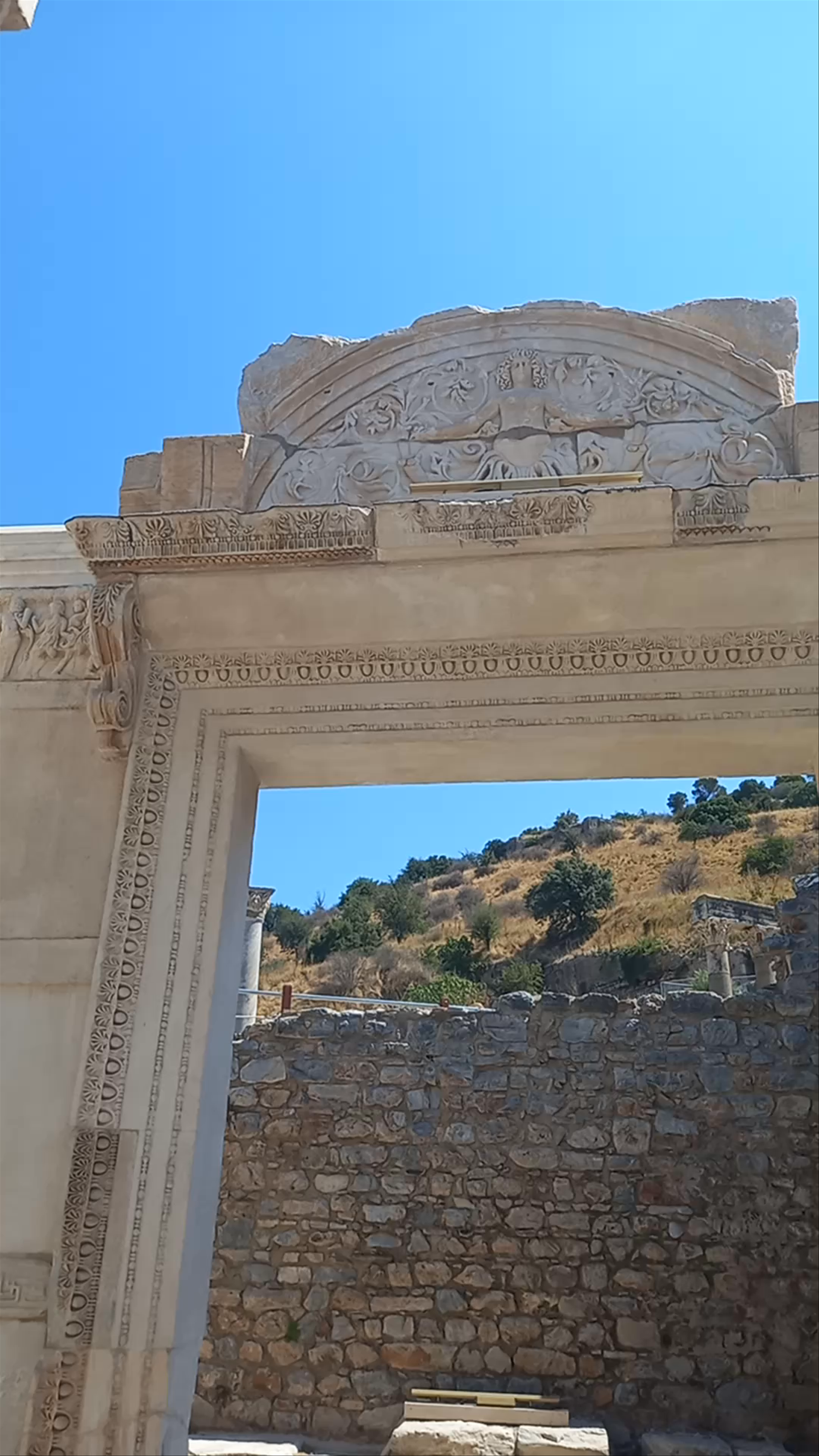 The Nymphaeum Traiani at Efes Harabeleri: Ancient Roman Architectural Marvel