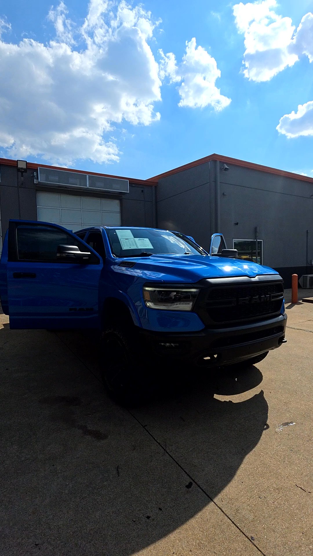 Lifted Trucks - #TX11140 - 2023 Ram 1500 Big Horn Crew Cab