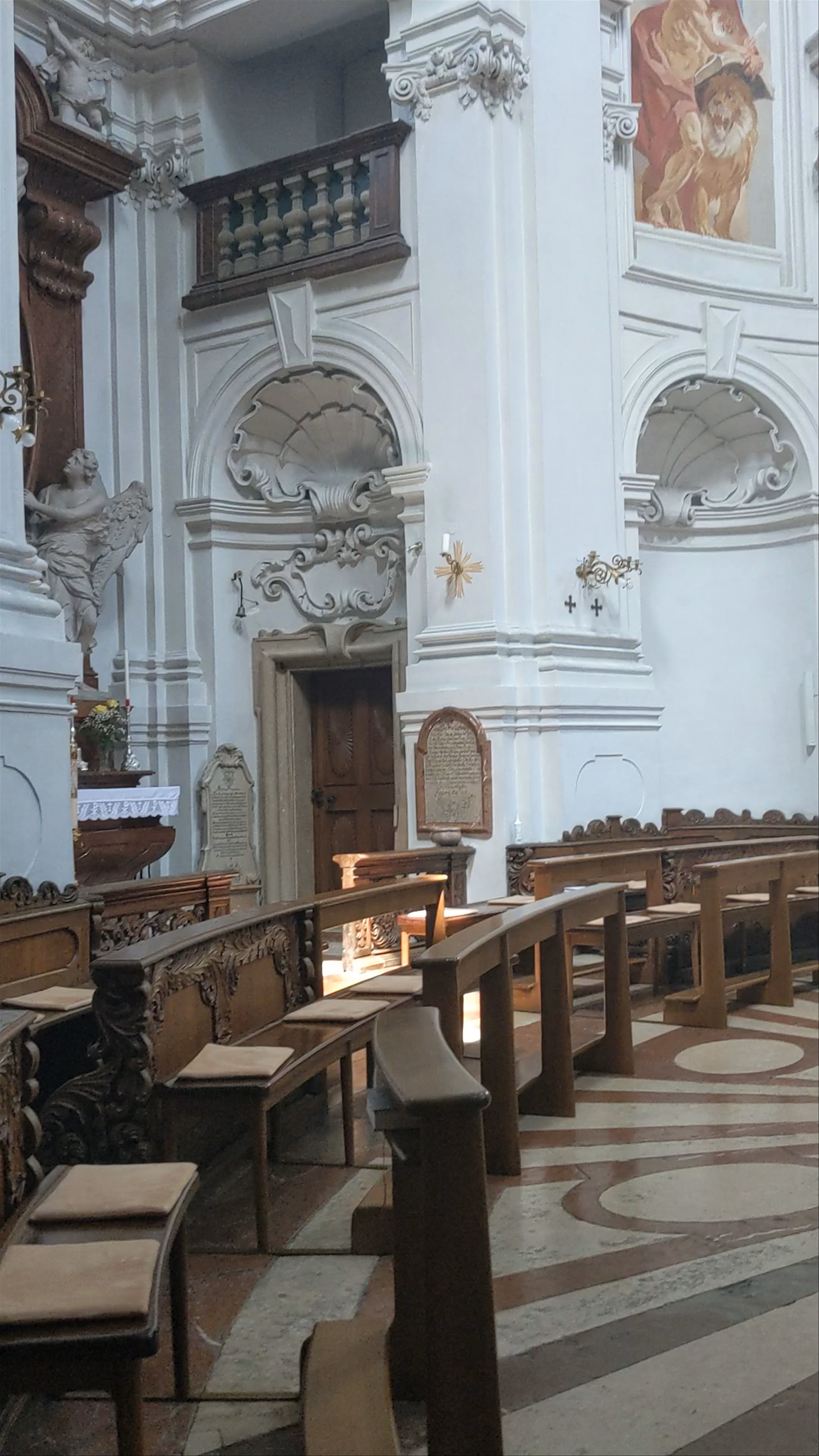 Holy Trinity Roman Catholic Church: A Serene Baroque Gem in Salzburg