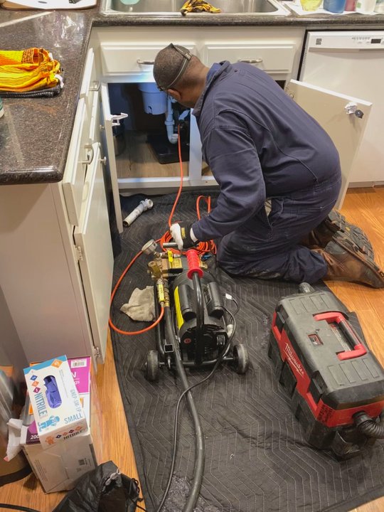 Matt B Plumbing - Matt B clears the drain! - Plumbing Near Me - Camarillo, California