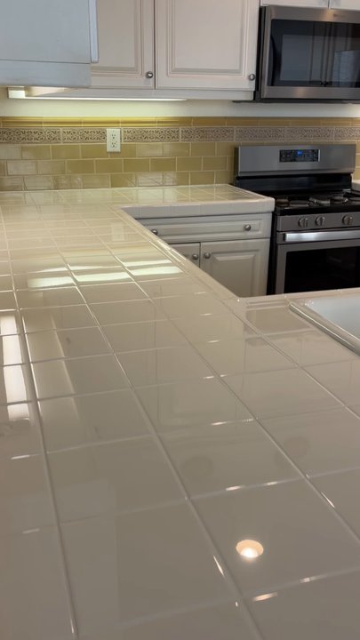 Groutshapers - Countertops after Grout Shapers. - Grout Services Near Me