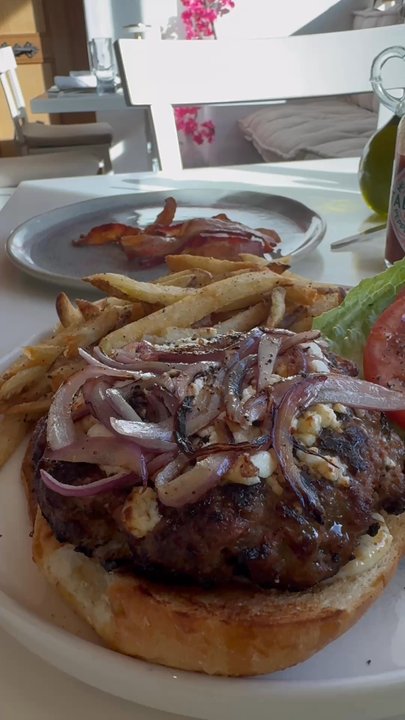Estiatorio Plaka - Lunch special goat cheese burger - Greek Near Me - Baltimore, Maryland