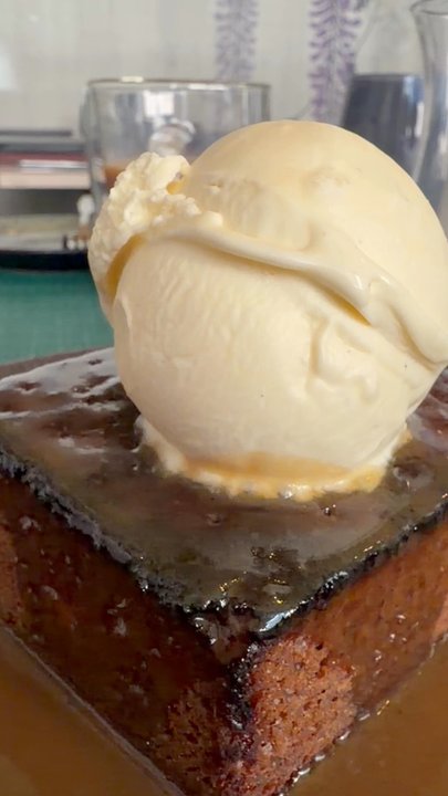 Podmore - Their toffee pudding - Cocktail Bars Near Me - Honolulu, Hawaii