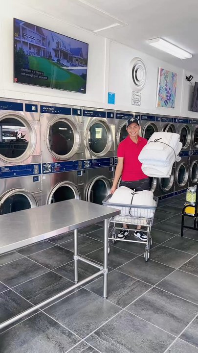 Siesta Coin Laundry - Laundry Services Near Me - Sarasota, Florida