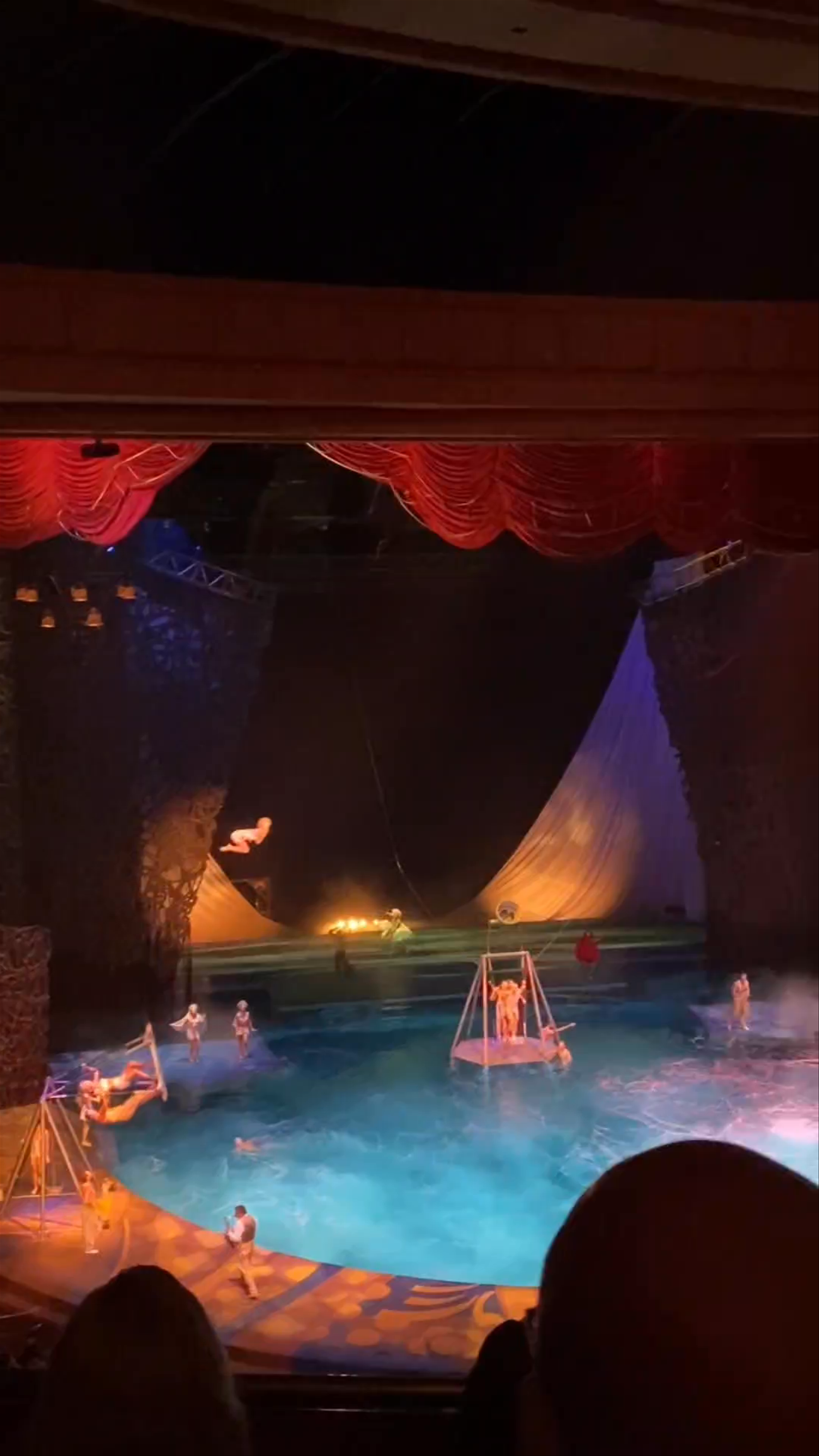 "O" by Cirque du Soleil