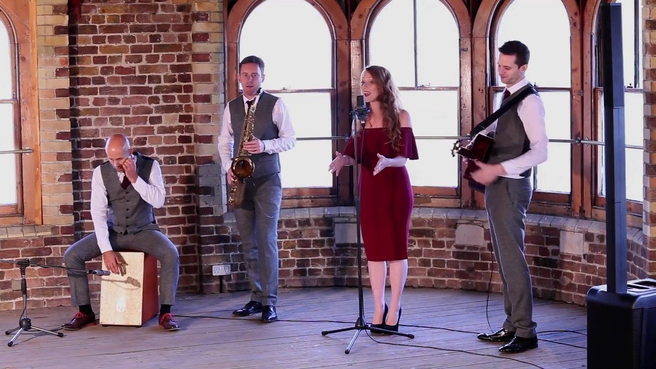 Sunbirds Duo - The Way You Make Me Feel - video