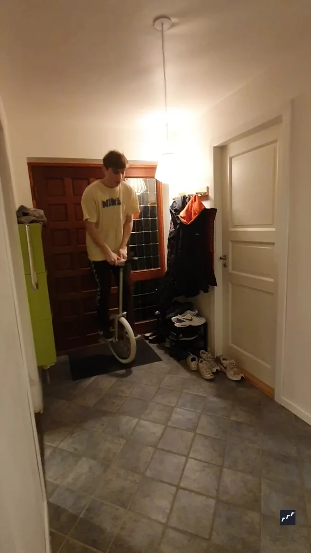 riu submission: Superroll