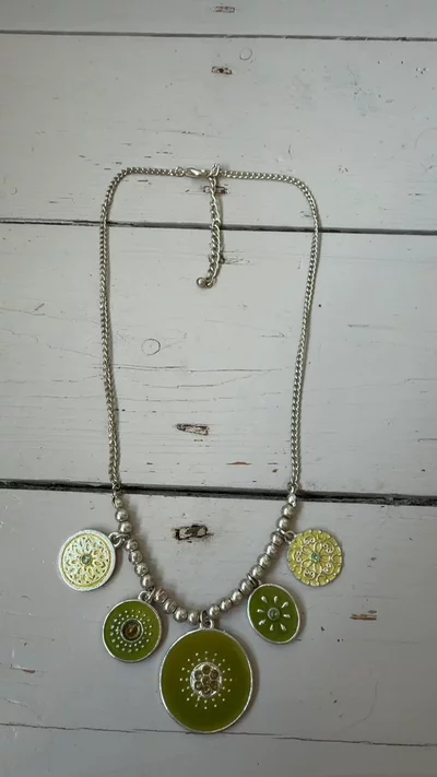 Immagine di Necklace 1