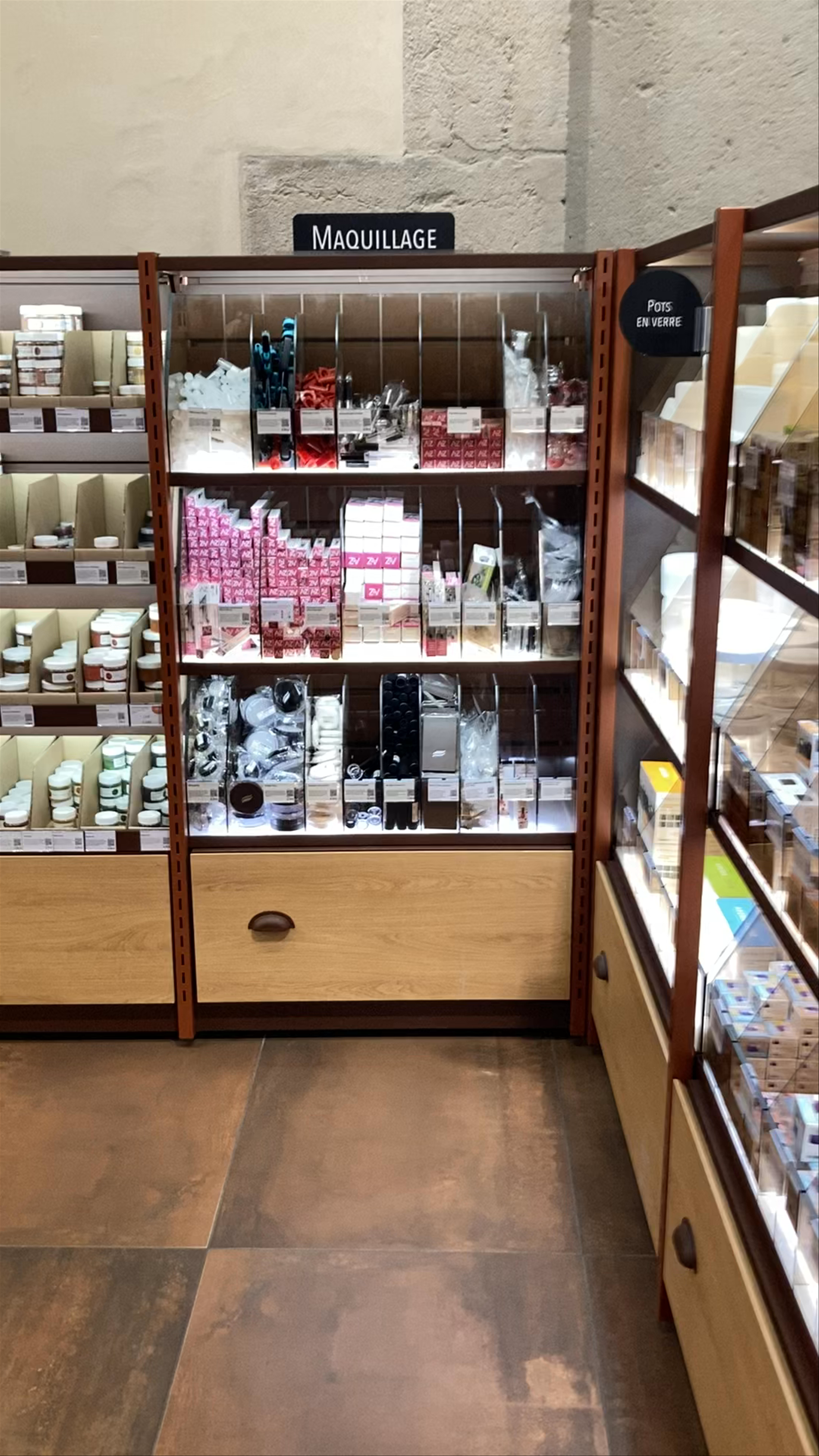 Boutique Aroma-Zone Lyon Grand Hôtel-Dieu