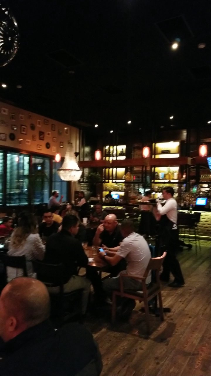 Tu-yang 2yang 2yangsta bodega 8号線 take1 BODEGA 8 - Updated May 2026 - 129 Photos & 42 Reviews - Avenida