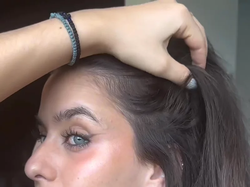 Scalp oil