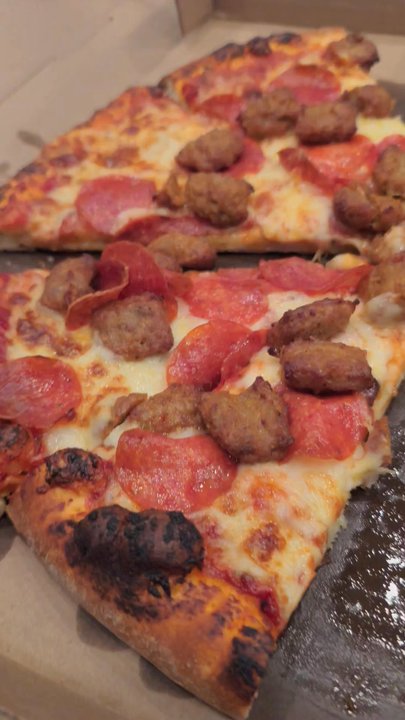 Mile High Pizza - Pizza Near Me - Wrightwood, California