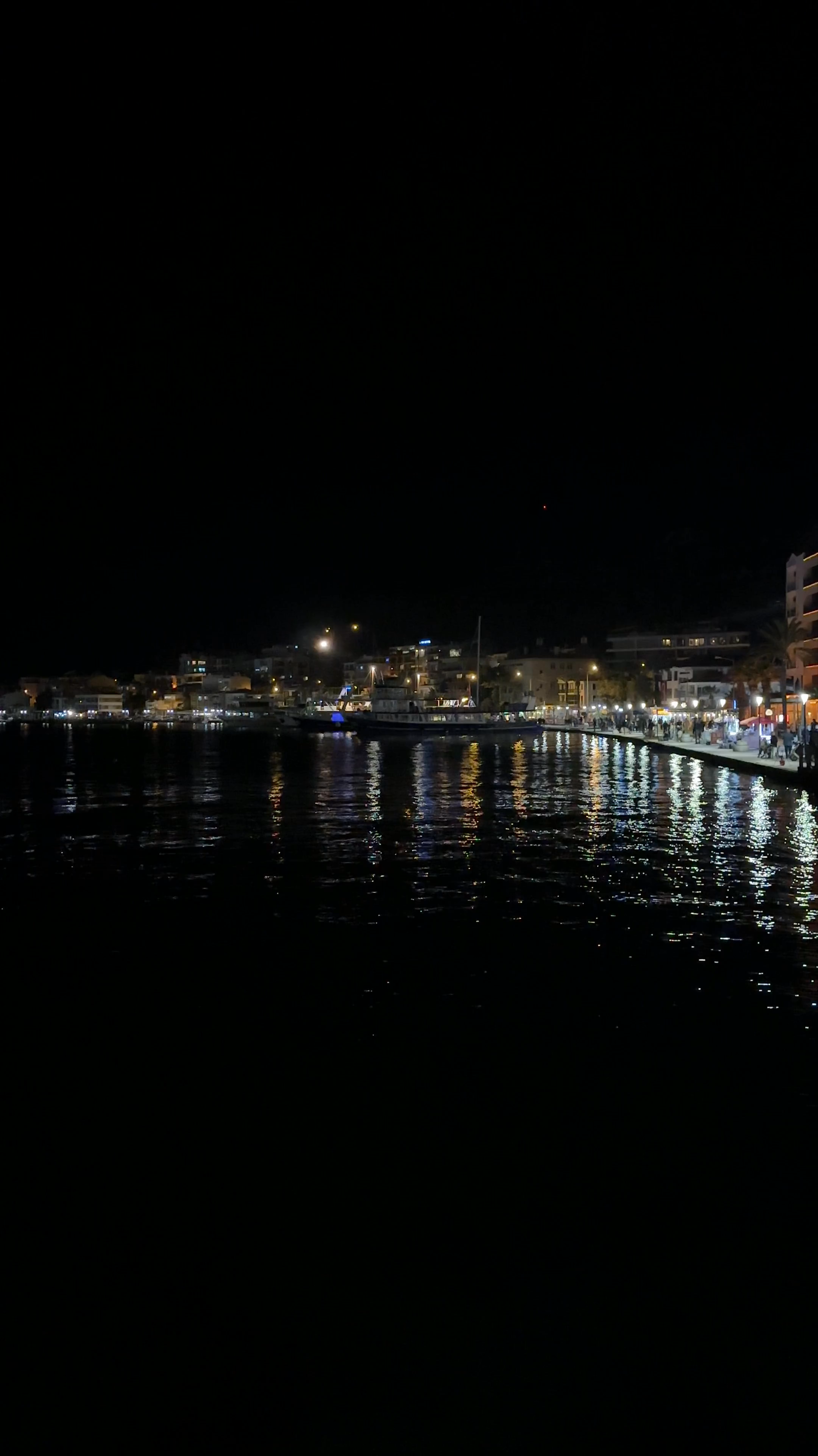 Güneşlenme Terası Nightlife - Ovacık Seaside Evenings in Çeşme, İzmir