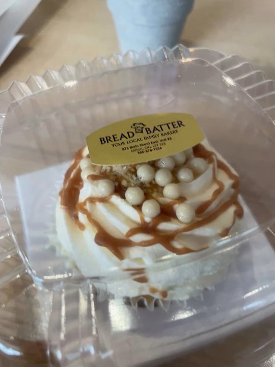 Bread 'N Batter - Dulce de leche cupcake - Filipino Near Me - Milton, Ontario