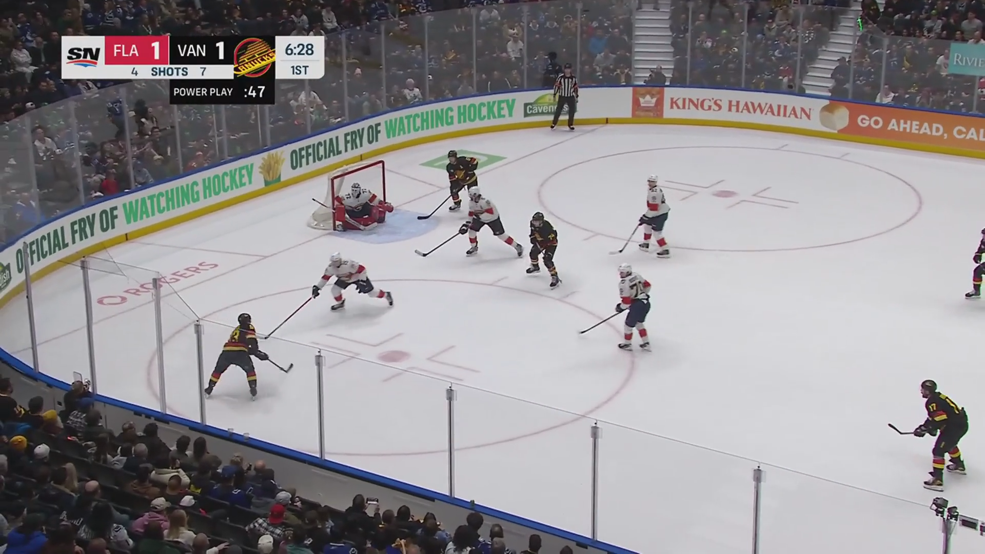 Pettersson reaches 200 career goals with a pair of power-play tallies · Mar 17, 2026