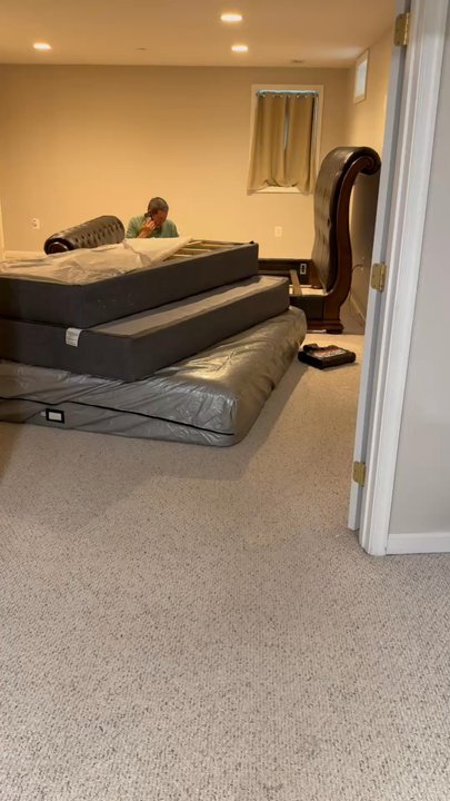 Win-Win Moving Company - Work hard to disassemble a King Bed Frame - Packing Services Near Me - Fairfax, Virginia