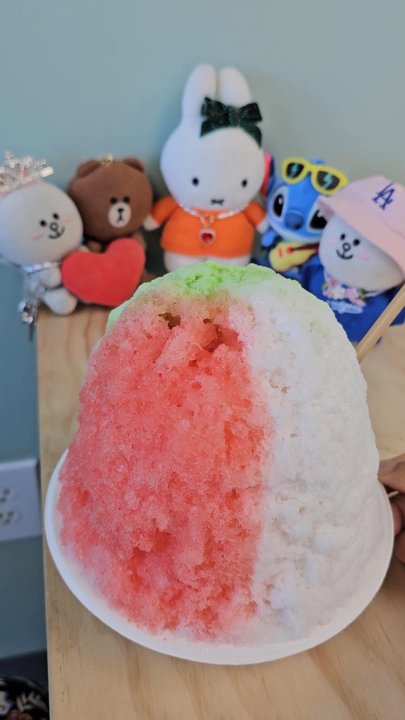 Chillest Shave Ice - #guava #haupia #melona - Shaved Ice Near Me - Honolulu, Hawaii