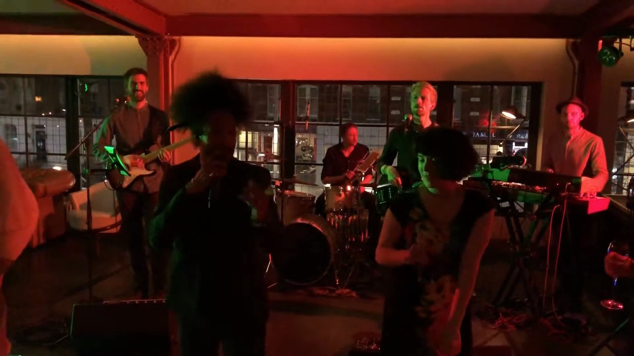 The Power - No Diggity - video