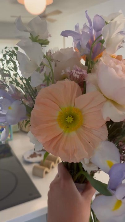 Luna Florals - My wedding bouquet is stunning! - Floral Designers Near Me