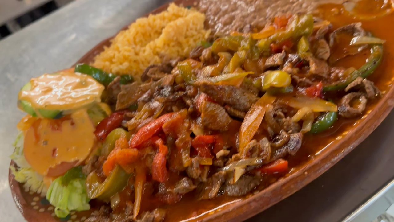 Estrellas De Sinaloa - Steak Fajitas - Mexican Near Me - Oakland, California