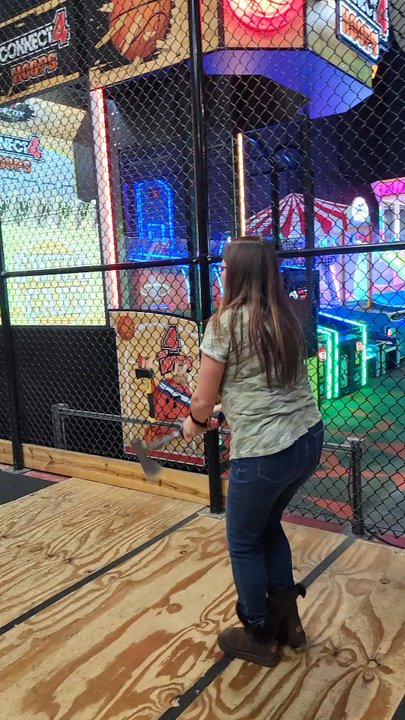 Autobahn Axe Throwing - Snap!!! - Axe Throwing Near Me - Jacksonville, Florida