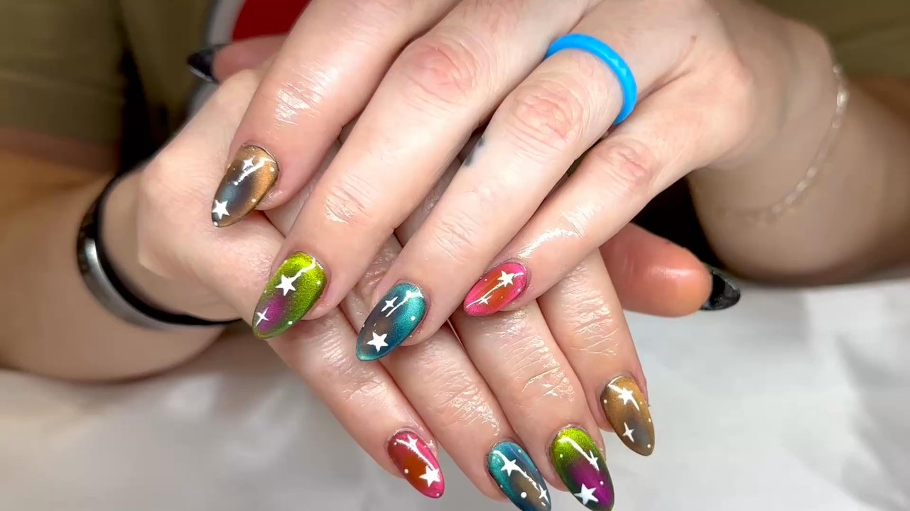 Coco A'mour Nail Spa - Layered cat eye with hand painted star details - Nail Salons Near Me - Alexandria, Virginia