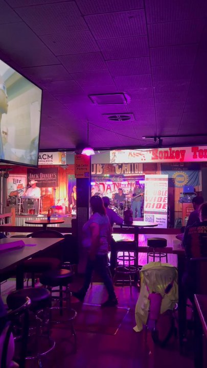 Club Canton - Live music - Bars Near Me - Canton, Michigan