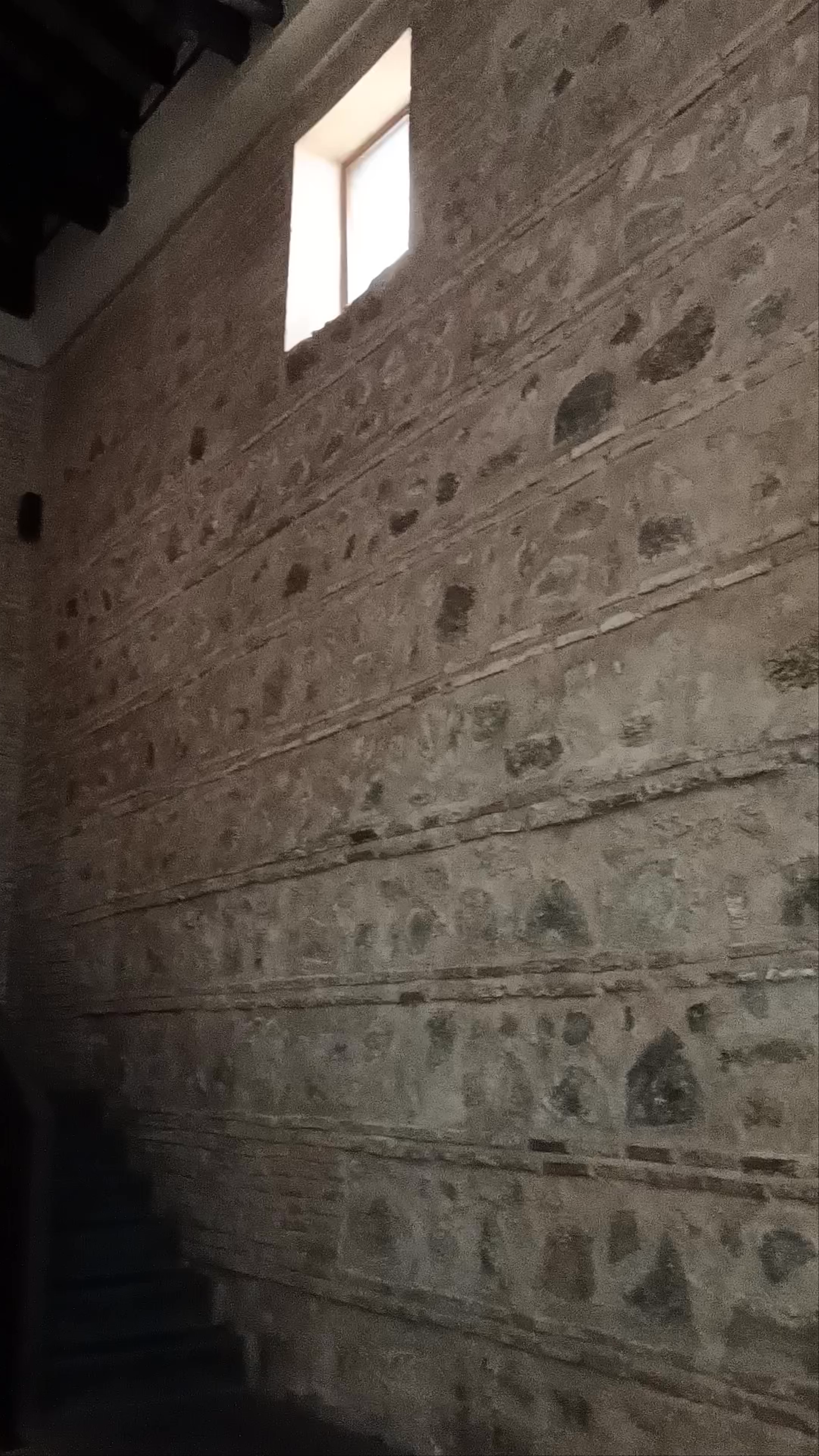 Santa María la Blanca: Mystic Light and Medieval Walls in Toledo