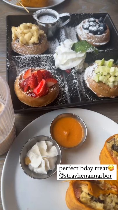 The Hen - flight combo - Breakfast & Brunch Near Me - Ann Arbor, Michigan