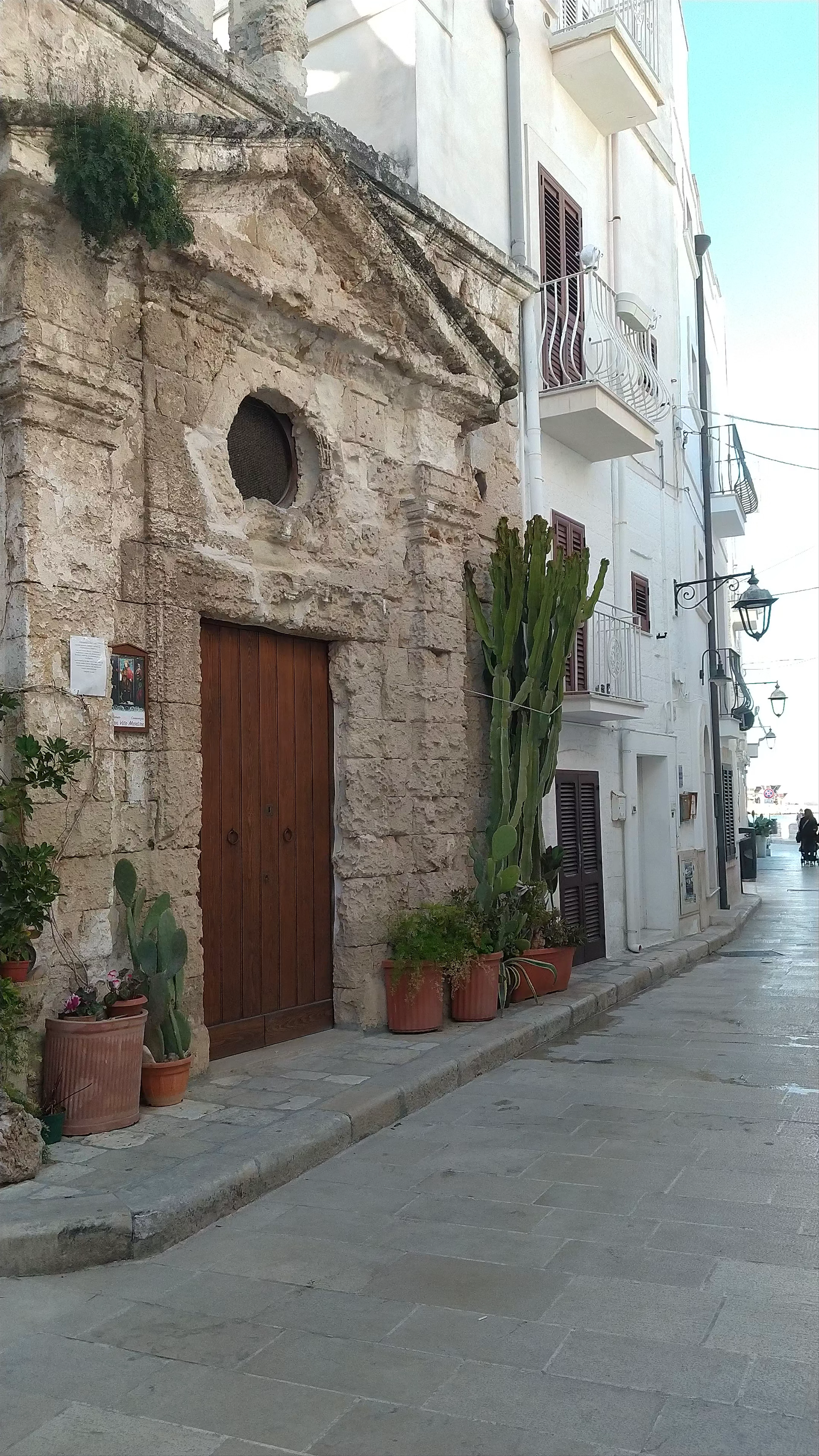 Centro storico, Largo Cattedrale, Monopoli