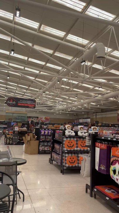 Tiendas Chedraui Cancun Centro - Grocery Near Me - Cancún, ROO